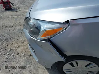 2024 Mitsubishi Mirage ES z VIN ML32AUHJ4RH020439, wystawiony jako IAAI lot #42338478 z przebiegiem 21 183 mil mil oraz . Historia ofert i sprzedaży dostępna na DreamBid. Obrazek 6.