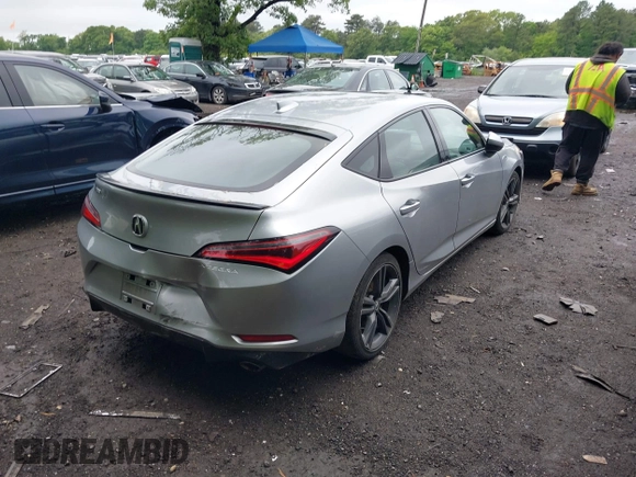 2023 Acura Integra w/A-Spec Package z VIN 19UDE4H38PA016008, wystawiony jako IAAI lot #42320878 z przebiegiem 32 129 mil mil oraz . Historia ofert i sprzedaży dostępna na DreamBid. Obrazek 4.