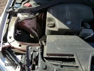 2018 BMW 3 Series 320i with VIN WBA8A9C53JAH12624, listed as a Copart auction lot 71964025 with 95,112 mi miles and Salvage title. Bid and sale history available at DreamBid. Image 15.