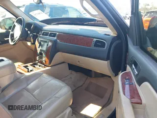 2007 Chevrolet Suburban LTZ with VIN 3GNFC16047G246612, listed as a IAAI auction lot 41802259 with Not Provided miles and . Bid and sale history available at DreamBid. Image 5.