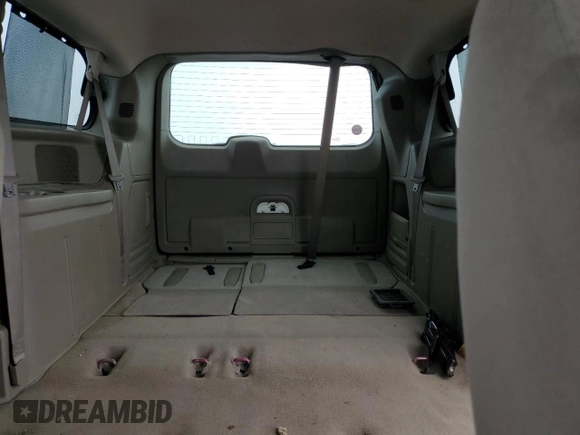 2014 Chrysler Town & Country Touring with VIN 2C4RC1BG4ER372422, listed as a Copart auction lot 49173035 with 175,270 mi miles and Clean Title. Bid and sale history available at DreamBid. Image 10.