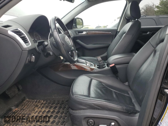 2016 Audi Q5 Premium z VIN WA1C2AFP6GA047601, wystawiony jako Copart lot #61094265 z przebiegiem 90 761 mil mil oraz Szkoda całkowita • Salvage title. Historia ofert i sprzedaży dostępna na DreamBid. Obrazek 7.
