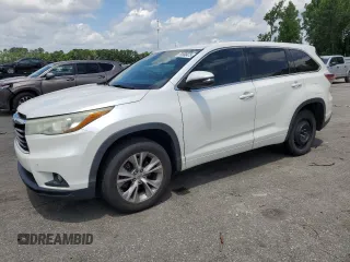 2015 Toyota Highlander LE Plus z VIN 5TDZKRFH6FS088643, wystawiony jako Copart lot #58066475 z przebiegiem 258 894 mil mil oraz Czysty tytuł • Clean title. Historia ofert i sprzedaży dostępna na DreamBid. Obrazek 1.