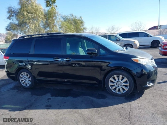 2012 Toyota Sienna XLE AAS with VIN 5TDYK3DC5CS268322, listed as a IAAI auction lot 41515422 with 218,201 mi miles. Bid and sale history available at carsss.com. Image 13.