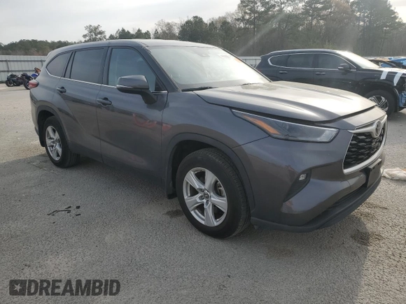 2022 Toyota Highlander LE z VIN 5TDBZRBHXNS566239, wystawiony jako Copart lot #49960015 z przebiegiem 47 997 mil mil oraz Szkoda całkowita • Salvage title. Historia ofert i sprzedaży dostępna na DreamBid. Obrazek 4.