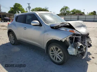 2013 Nissan Juke SV z VIN JN8AF5MR8DT212176, wystawiony jako Copart lot #53078745 z przebiegiem 72 799 mil mil oraz Szkoda całkowita • Salvage title. Historia ofert i sprzedaży dostępna na DreamBid. Obrazek 4.