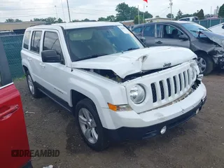 2017 Jeep Patriot Latitude with VIN 1C4NJPFB2HD183099, listed as a IAAI auction lot 42566972 with 99,360 mi miles and . Bid and sale history available at DreamBid. Image 1.