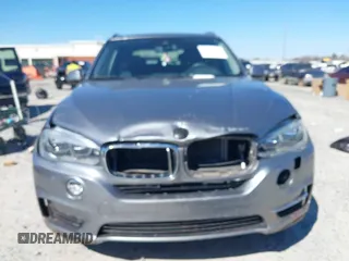 2016 BMW X5 xDrive40e z VIN 5UXKT0C50G0F75010, wystawiony jako IAAI lot #41732410 z przebiegiem 88 671 mil mil oraz . Historia ofert i sprzedaży dostępna na DreamBid. Obrazek 6.