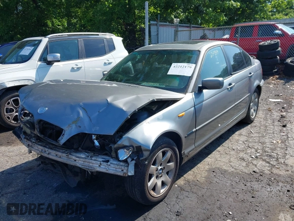 2005 BMW 3 Series 325i with VIN WBAEV33455KW16647, listed as a IAAI auction lot 42212179 with 109,853 mi miles and . Bid and sale history available at DreamBid. Image 2.