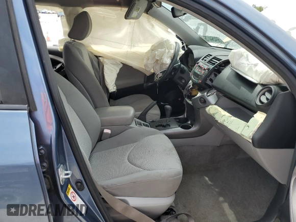 2007 Toyota RAV4 Limited with VIN JTMZD31V576052142, listed as a Copart auction lot 50454475 with 0 mi miles and Non Repairable. Bid and sale history available at carsss.com. Image 7.
