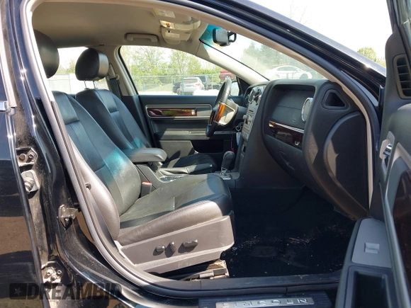 2008 Lincoln MKZ with VIN 3LNHM26T68R639981, listed as a IAAI auction lot 42098885 with 165,109 mi miles and . Bid and sale history available at DreamBid. Image 5.