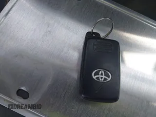 2010 Toyota Prius II z VIN JTDKN3DU5A0090370, wystawiony jako IAAI lot #40672820 z przebiegiem 212 687 mil mil oraz . Historia ofert i sprzedaży dostępna na DreamBid. Obrazek 11.