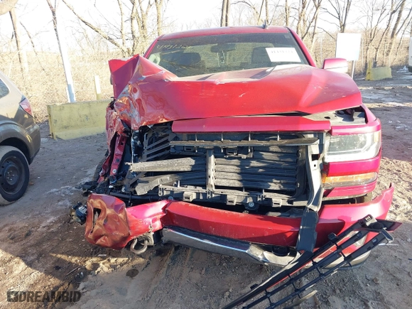 2018 Chevrolet Silverado 1500 LT with VIN 1GCVKREC0JZ177104, listed as a IAAI auction lot 41431324 with 87,145 mi miles. Bid and sale history available at carsss.com. Image 12.