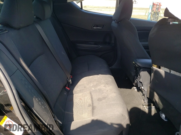 2018 Toyota C-HR XLE z VIN NMTKHMBX6JR062387, wystawiony jako Copart lot #56206091 z przebiegiem 47 001 mil mil oraz Szkoda całkowita • Salvage title. Historia ofert i sprzedaży dostępna na DreamBid. Obrazek 6.