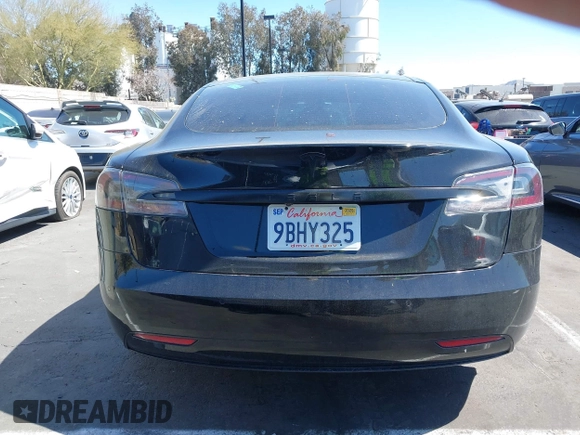2018 Tesla Model S 75D with VIN 5YJSA1E20JF282889, listed as a IAAI auction lot 41823505 with 110,049 mi miles and . Bid and sale history available at DreamBid. Image 16.
