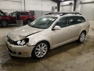 2014 Volkswagen Jetta TDI w/Sunroof & Nav with VIN 3VWPL7AJ0EM611721, listed as a Copart auction lot 86724684 with 127,030 mi miles and Salvage title. Bid and sale history available at DreamBid. Image 1.