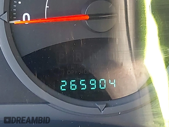 2008 Jeep Patriot Sport with VIN 1J8FT28W08D589442, listed as a IAAI auction lot 42063006 with 265,904 mi miles. Bid and sale history available at carsss.com. Image 15.