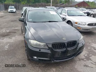 2011 BMW 3 Series 335i xDrive с VIN WBAPL5C53BA742364, выставлен на аукционе IAAI как лот 42604717 с пробегом 157 418 миль миль и . История ставок и продаж доступна на DreamBid. Изображение 12.