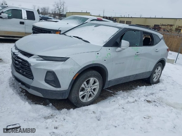 2020 Chevrolet Blazer LT with VIN 3GNKBBRA0LS572491, listed as a IAAI auction lot 41314771 with 100,065 mi miles. Bid and sale history available at carsss.com. Image 2.