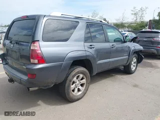 2005 Toyota 4Runner SR5 with VIN JTEZU14R058040495, listed as a IAAI auction lot 41808239 with 198,879 mi miles. Bid and sale history available at carsss.com. Image 4.