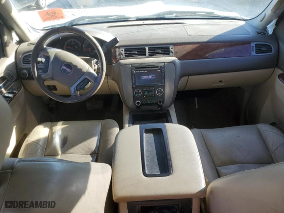 2013 GMC Sierra 1500 SLT with VIN 3GTP2WE74DG337547, listed as a Copart auction lot 82698644 with 185,146 mi miles and Salvage Title. Bid and sale history available at carsss.com. Image 8.