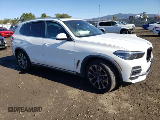 2022 BMW X5 xDrive40i with VIN 5UXCR6C09N9K13774, listed as a Copart auction lot 70215922 with 0 mi miles. Bid and sale history available at carsss.com. Image 4.