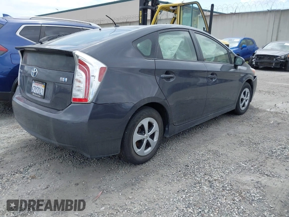 2013 Toyota Prius One with VIN JTDKN3DU9D5607855, listed as a IAAI auction lot 41728716 with 123,643 mi miles. Bid and sale history available at carsss.com. Image 4.