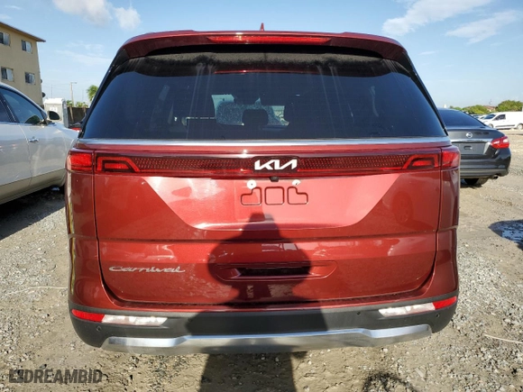 2022 Kia Carnival SX with VIN KNDNE5H38N6067291, listed as a Copart auction lot 69757104 with 84,268 mi miles and Salvage Title. Bid and sale history available at carsss.com. Image 6.