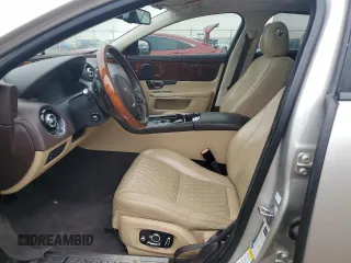 2017 Jaguar XJ with VIN SAJWJ2GD1H8W04196, listed as a Copart auction lot 42312835 with 0 mi miles and Clean Title. Bid and sale history available at carsss.com. Image 7.
