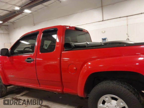 2004 Chevrolet Colorado LS Z71 with VIN 1GCDT196848217020, listed as a IAAI auction lot 41353113 with 179,195 mi miles. Bid and sale history available at carsss.com. Image 15.