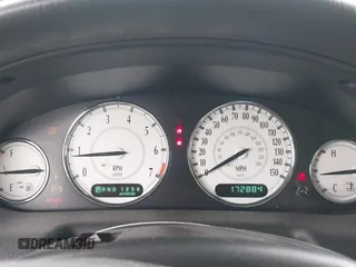 2002 Chrysler 300M M z VIN 2C3AE76K52H311224, wystawiony jako IAAI lot #42219634 z przebiegiem 172 884 mil mil oraz . Historia ofert i sprzedaży dostępna na DreamBid. Obrazek 7.