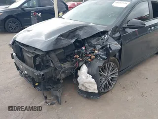 2023 Kia Forte GT-Line z VIN 3KPF54ADXPE598362, wystawiony jako IAAI lot #41857738 z przebiegiem 64 208 mil mil oraz . Historia ofert i sprzedaży dostępna na DreamBid. Obrazek 6.