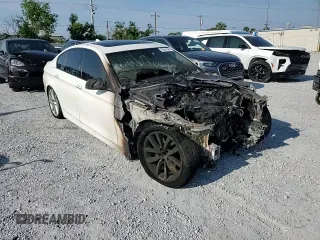 2011 BMW 5 Series 535i z VIN WBAFR7C55BC603380, wystawiony jako Copart lot #55961545 z przebiegiem Nie podano mil oraz Nie do naprawy • Non repairable. Historia ofert i sprzedaży dostępna na DreamBid. Obrazek 13.
