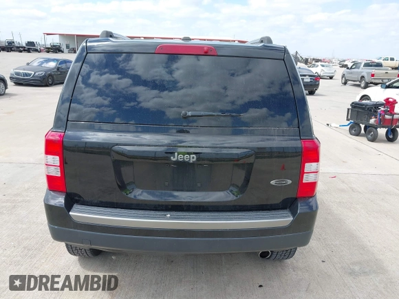 2016 Jeep Patriot Sport with VIN 1C4NJPBA4GD642158, listed as a IAAI auction lot 41784322 with 123,538 mi miles and . Bid and sale history available at DreamBid. Image 16.