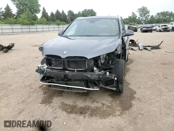 2017 BMW X1 xDrive28i with VIN WBXHT3Z3XH4A53999, listed as a Copart auction lot 60500265 with 43,377 mi miles and Salvage title. Bid and sale history available at DreamBid. Image 14.
