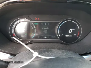 2020 Kia Niro EX Premium with VIN KNDCE3LG8L5074735, listed as a Copart auction lot 52806315 with 31,443 mi miles and Clean Title. Bid and sale history available at DreamBid. Image 9.