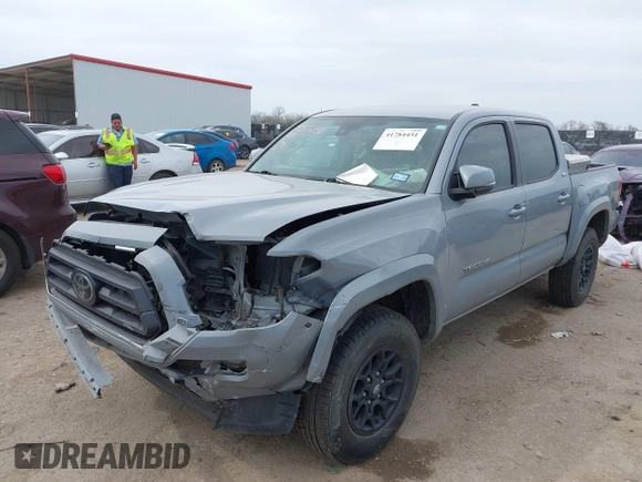 2021 Toyota Tacoma 4WD SR with VIN 5TFCZ5AN3MX260853, listed as a IAAI auction lot 41784451 with 122,244 mi miles. Bid and sale history available at carsss.com. Image 17.