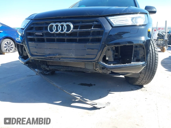 2020 Audi Q5 Premium with VIN WA1ANAFY4L2088840, listed as a IAAI auction lot 41392034 with 33,501 mi miles and . Bid and sale history available at DreamBid. Image 6.