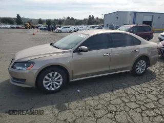 2015 Volkswagen Passat S with VIN 1VWAT7A31FC047703, listed as a Copart auction lot 48735405 with 167,295 mi miles and Clean title. Bid and sale history available at DreamBid. Image 1.