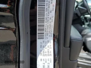 2017 Jeep Cherokee Overland z VIN 1C4PJMJS3HW551101, wystawiony jako Copart lot #53347975 z przebiegiem 60 795 mil mil oraz Szkoda całkowita • Salvage title. Historia ofert i sprzedaży dostępna na DreamBid. Obrazek 13.