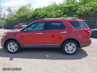 2014 Ford Explorer XLT with VIN 1FM5K7D87EGB79589, listed as a IAAI auction lot 42079474 with 141,527 mi miles. Bid and sale history available at carsss.com. Image 15.