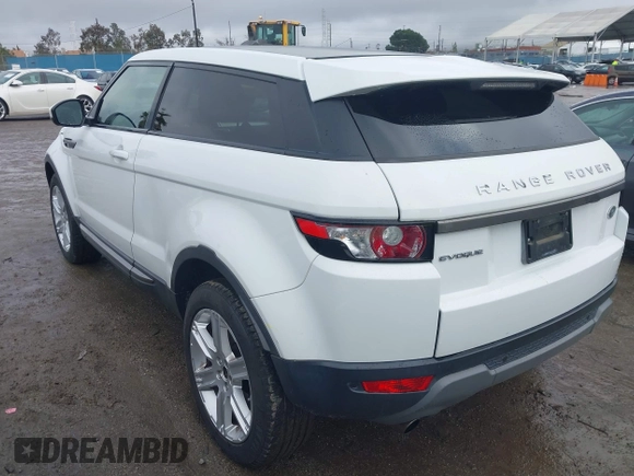 2015 Land Rover Range Rover Evoque Pure Plus with VIN SALVP1BG8FH007265, listed as a IAAI auction lot 41532151 with 32,311 mi miles. Bid and sale history available at carsss.com. Image 3.