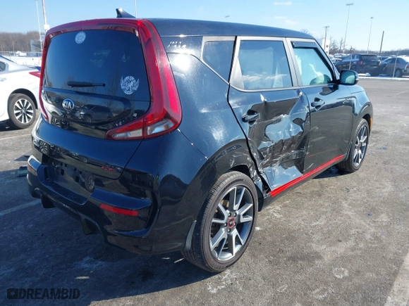2020 Kia Soul GT-Line with VIN KNDJ63AU3L7726159, listed as a IAAI auction lot 41416275 with 69,752 mi miles. Bid and sale history available at carsss.com. Image 4.
