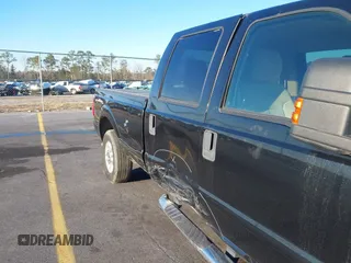 2011 Ford F-250 XL with VIN 1FT7W2A63BEC39043, listed as a IAAI auction lot 40421798 with 54,292 mi miles and . Bid and sale history available at carsss.com. Image 18.