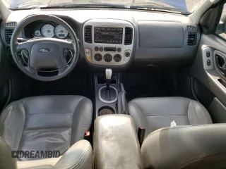 2007 Ford Escape XLT with VIN 1FMYU93ZX7KB80295, listed as a Copart auction lot 68496014 with 149,784 mi miles and Salvage Title. Bid and sale history available at carsss.com. Image 8.
