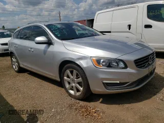 2016 Volvo V60 T5 Drive-E Premier with VIN YV140MEK5G1290107, listed as a Copart auction lot 61511823 with 70,808 mi miles. Bid and sale history available at carsss.com. Image 4.