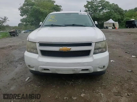2008 Chevrolet Suburban LT w/3LT with VIN 3GNFK163X8G276423, listed as a Copart auction lot 69371624 with 200,903 mi miles and Salvage Title. Bid and sale history available at carsss.com. Image 11.