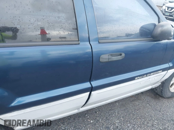 2000 Jeep Grand Cherokee Laredo with VIN 1J4G248S4YC144404, listed as a IAAI auction lot 42114635 with 181,854 mi miles and . Bid and sale history available at DreamBid. Image 14.