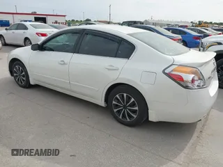 2009 Nissan Altima 2.5 S with VIN 1N4AL21EX9N493712, listed as a IAAI auction lot 42069308 with 202,667 mi miles. Bid and sale history available at carsss.com. Image 3.