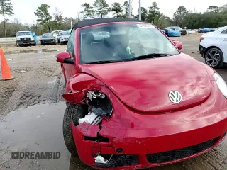 2007 Volkswagen Beetle with VIN 3VWRF31Y17M409883, listed as a Copart auction lot 87929475 with 55,436 mi miles and Salvage Title. Bid and sale history available at DreamBid. Image 10.